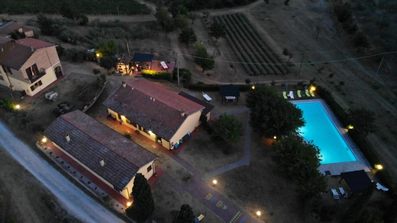 Agriturismo Metina appartamenti con piscina Acquaviva  Esterno foto
