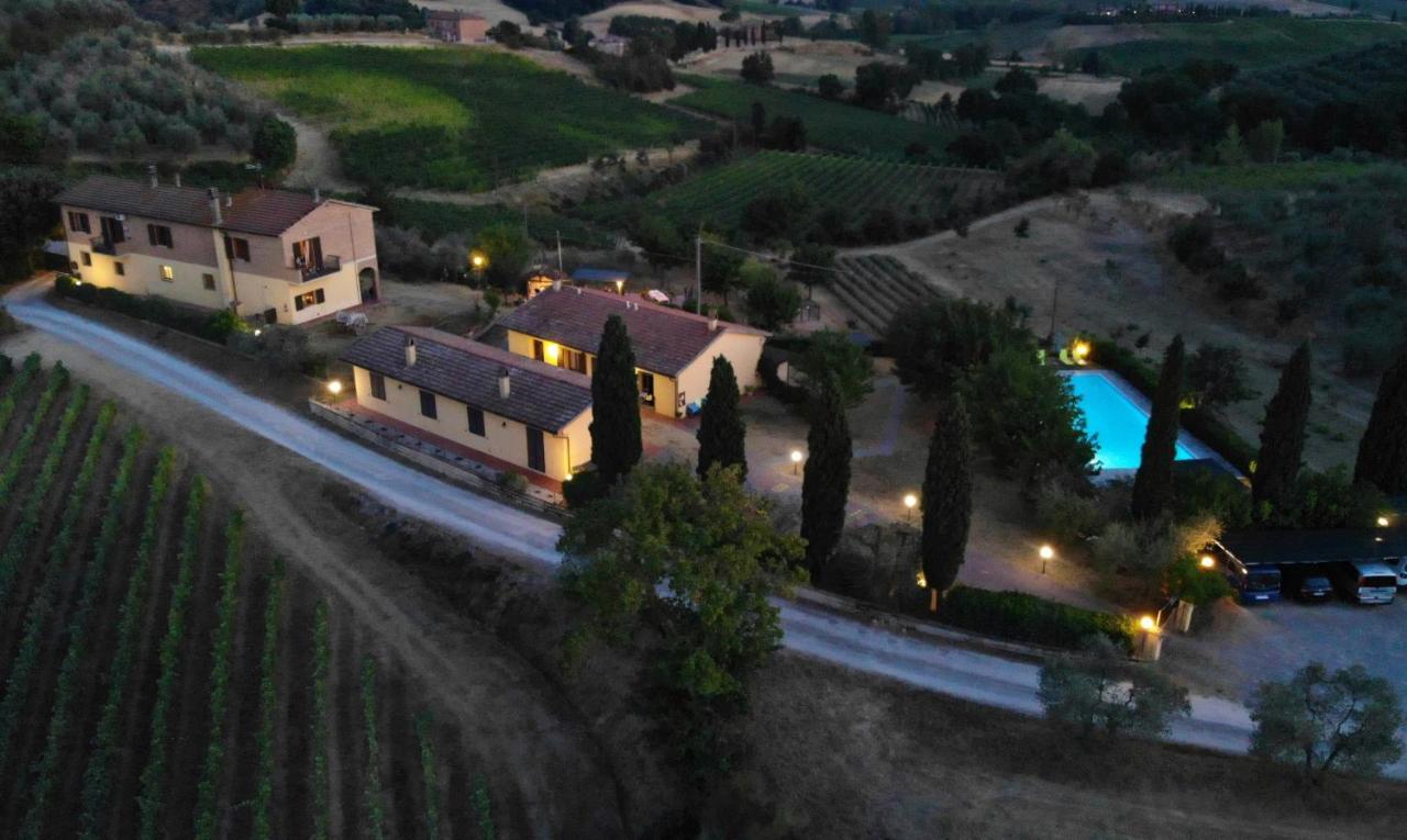 Agriturismo Metina appartamenti con piscina Acquaviva  Esterno foto