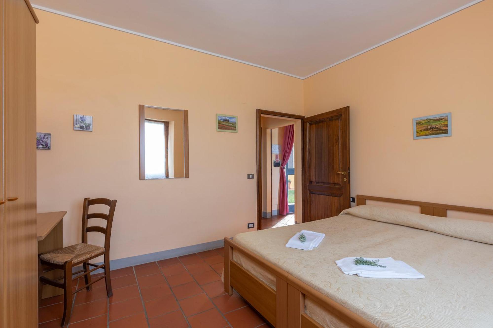 Agriturismo Metina appartamenti con piscina Acquaviva  Esterno foto