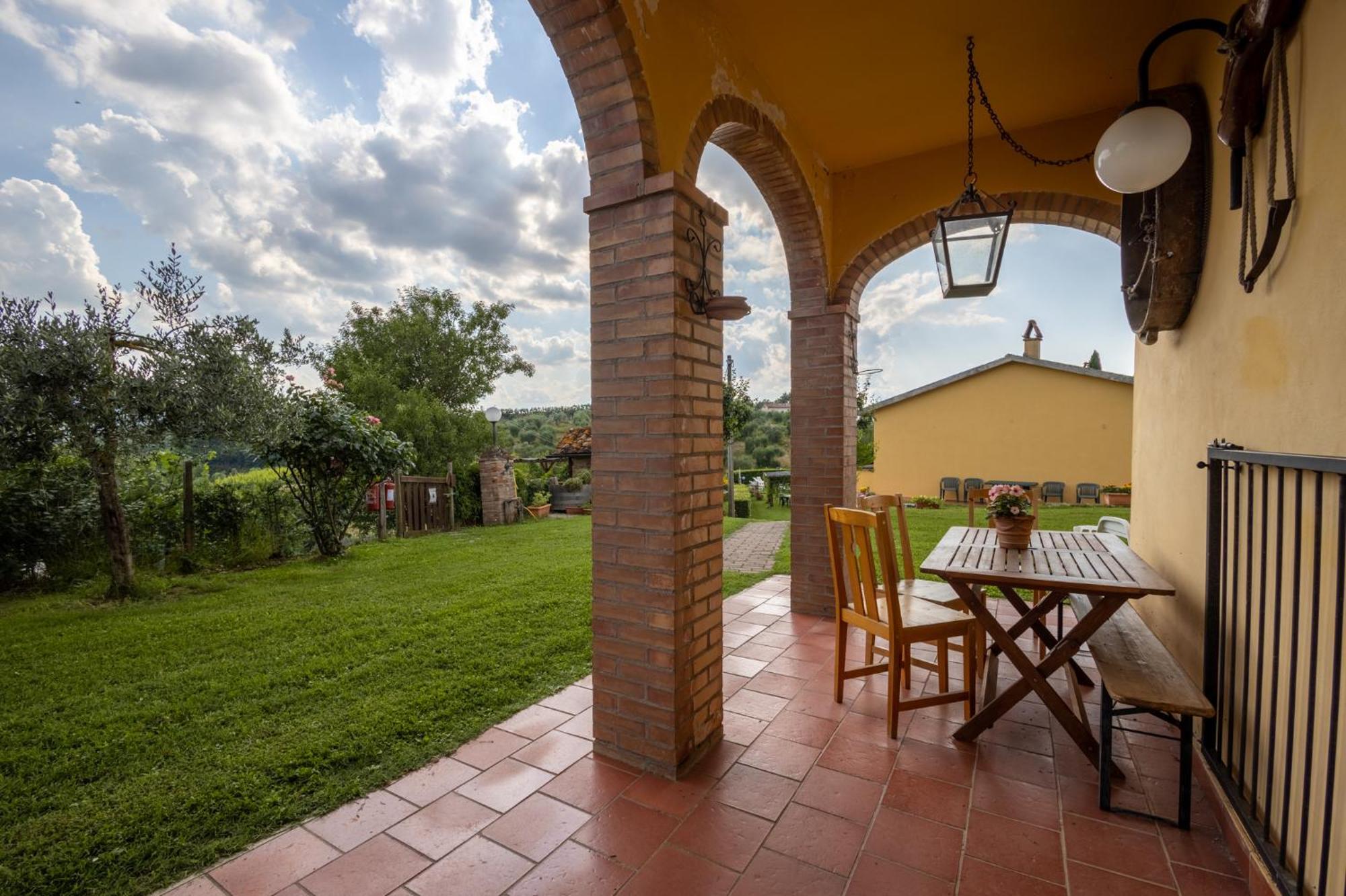 Agriturismo Metina appartamenti con piscina Acquaviva  Esterno foto