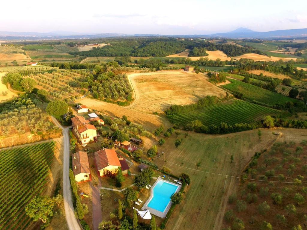 Agriturismo Metina appartamenti con piscina Acquaviva  Esterno foto