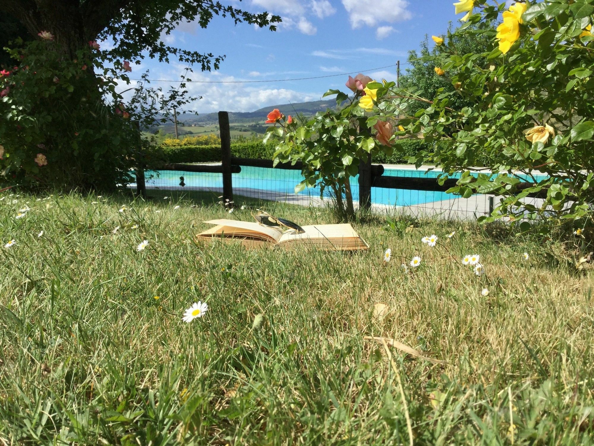 Agriturismo Metina appartamenti con piscina Acquaviva  Esterno foto