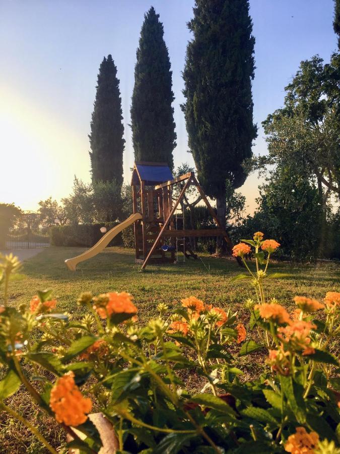Agriturismo Metina appartamenti con piscina Acquaviva  Esterno foto